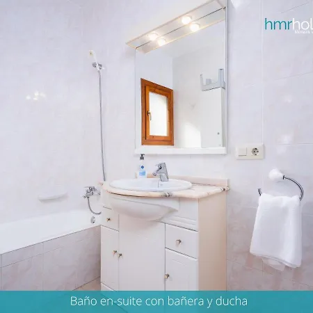 Katy - Hmr Holidays Villa Moraira